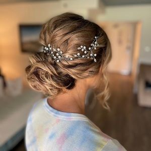 Bridal hair vine piece